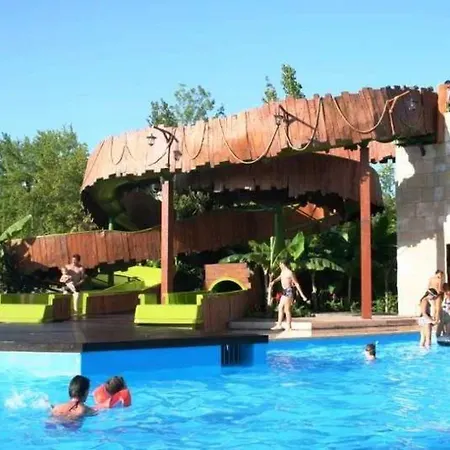 Campsite Camping - Piscine - Eechfc