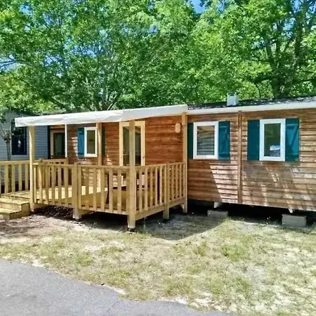 Camping - Piscine - Eechfc Campsite *